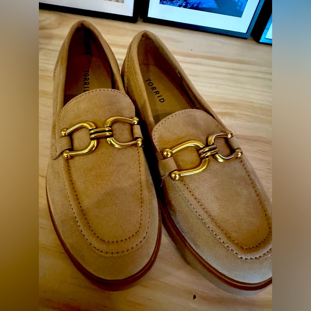 Tan/Khaki Buckle Loafers - Torrid Sz 8W
